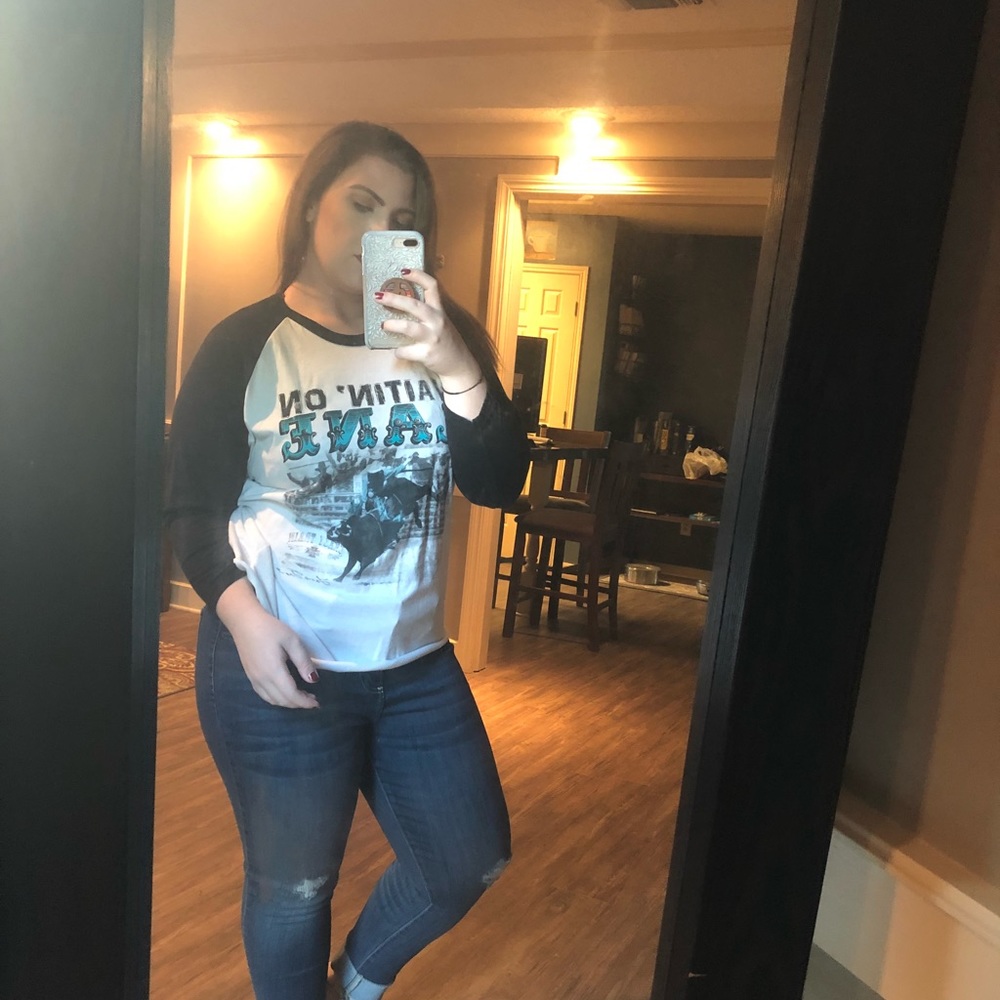 Lane Tee